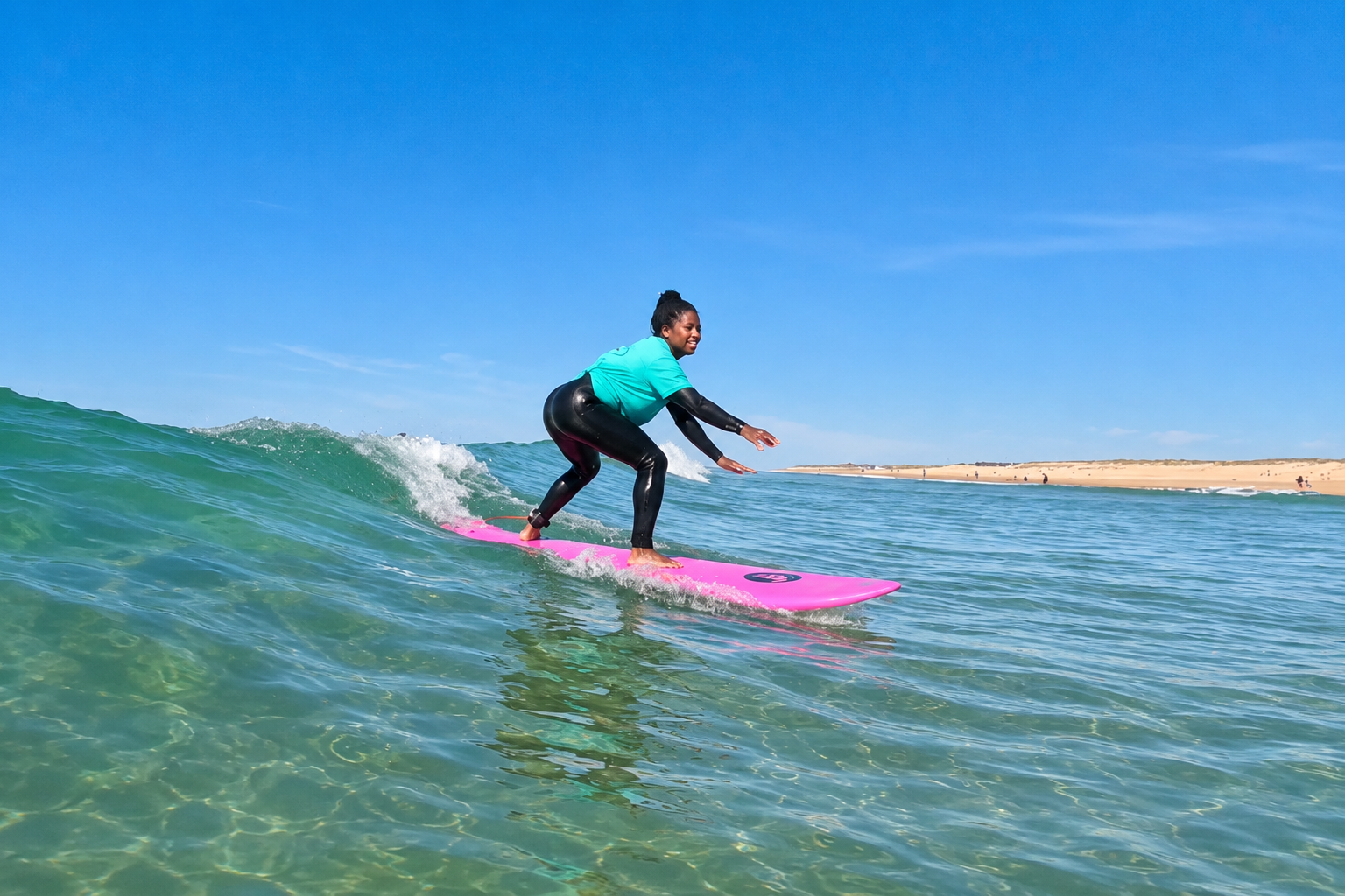 Surfeurs sur une plage de Hossegor